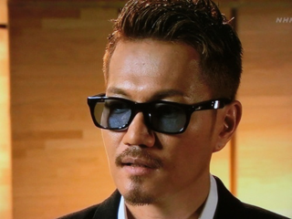 Exile Atsushi サングラス それでも生きてゆく Exile Tribe 衣装 私服 最新情報